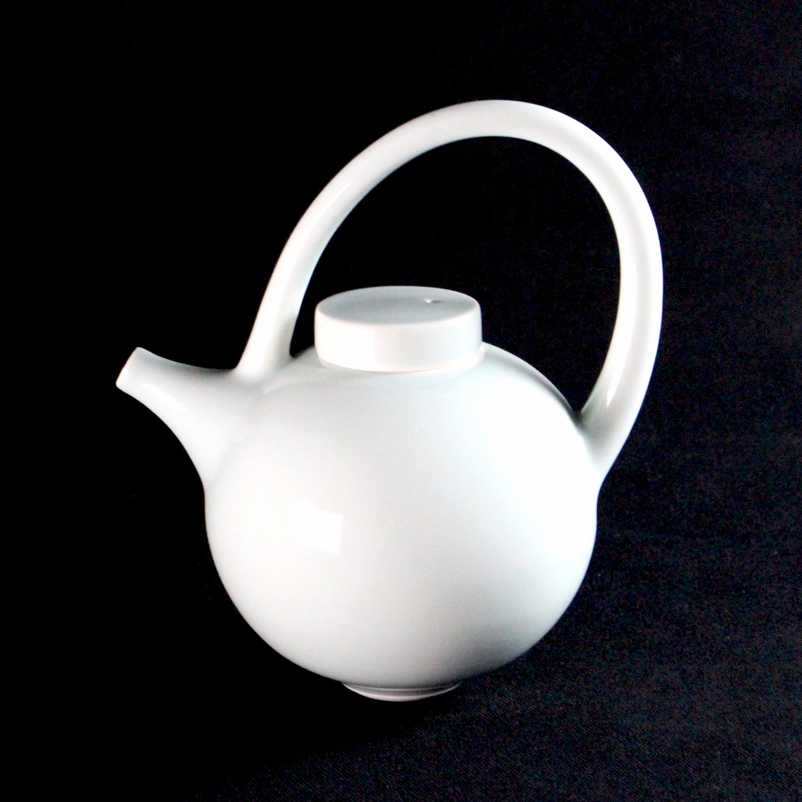 Small Blue Round Teapot in porcelain by Tricia Thom