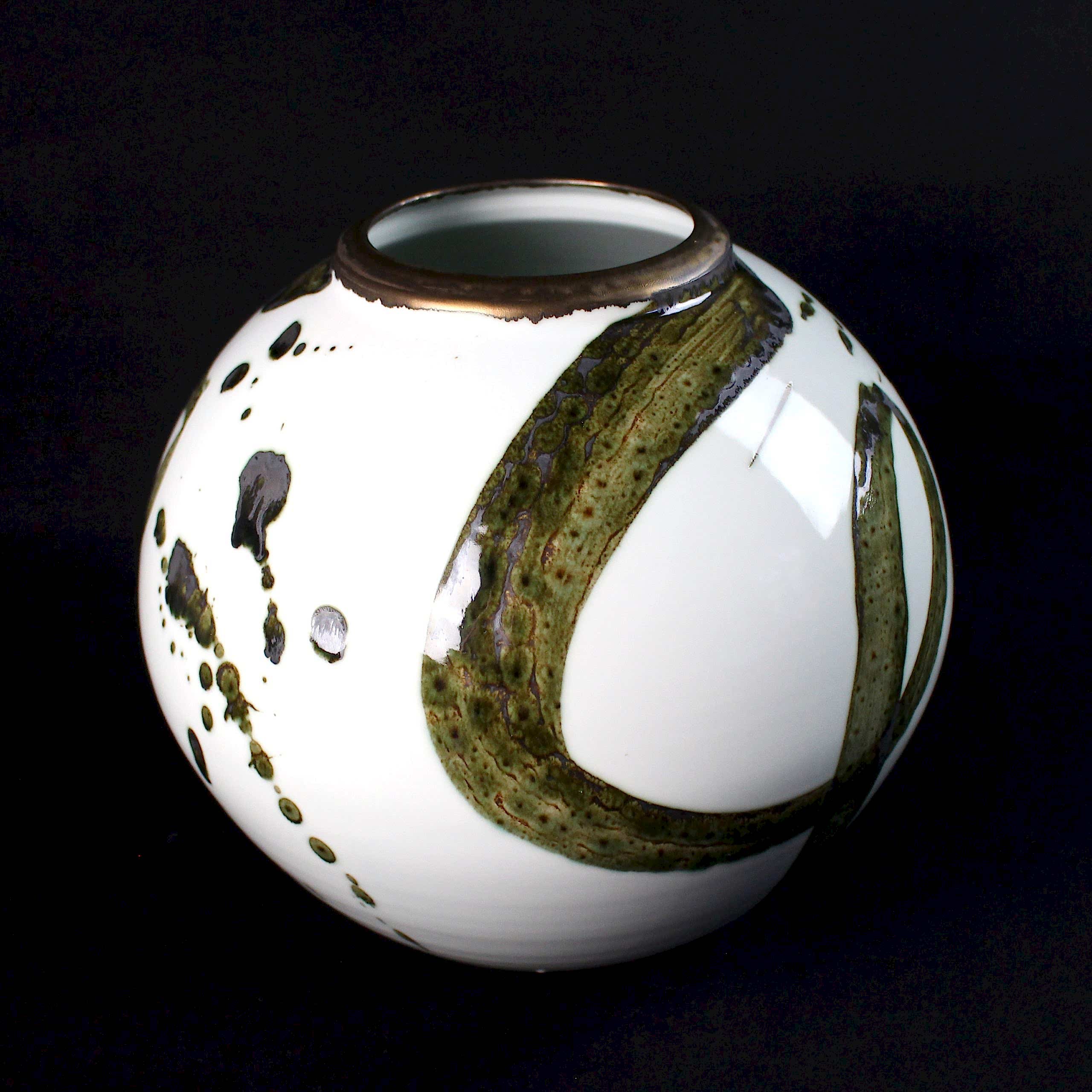 Large Splash Moon Jar by Tricia Thom